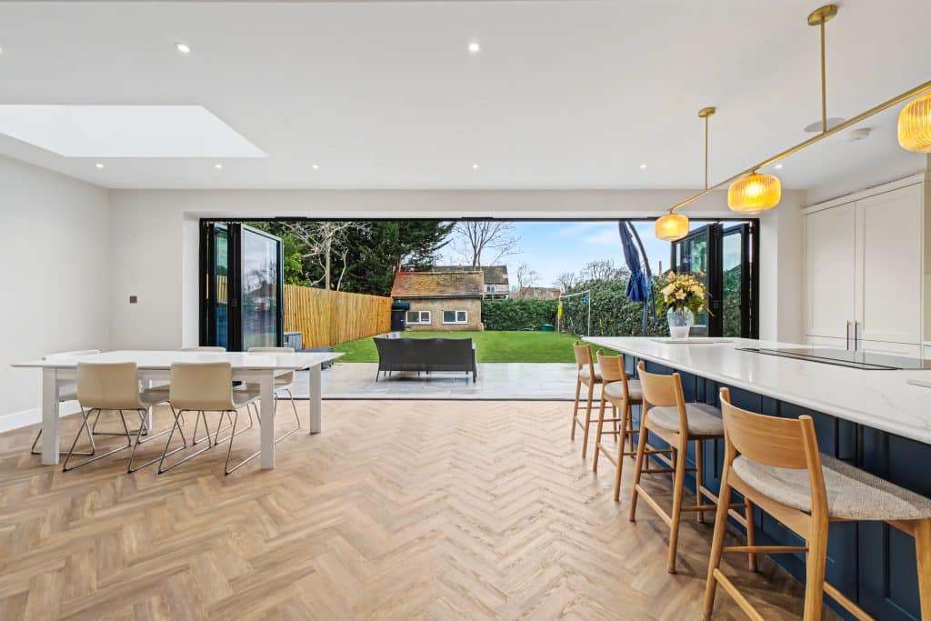 MILL HILL MANOR north west london modern location house 2 Manor Drive NW7 3NE 4