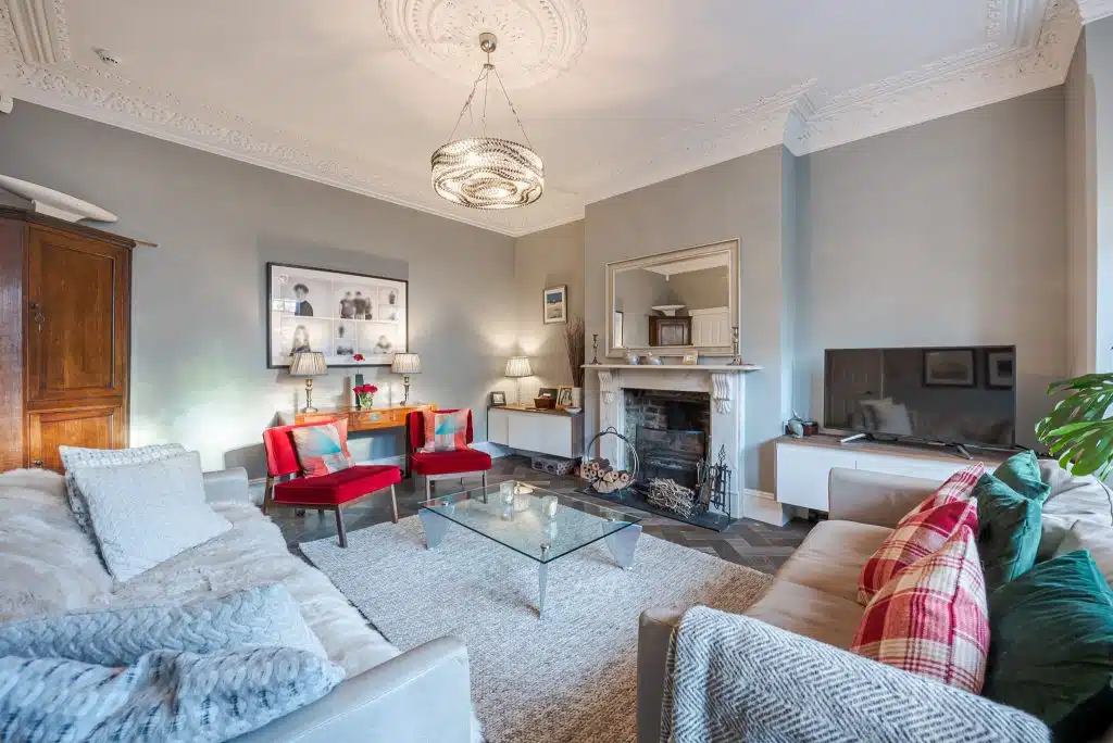 RITHERDON ROAD Modern, Architect designed Family Home location house Location Creation: Ritherdon Road: sitting room