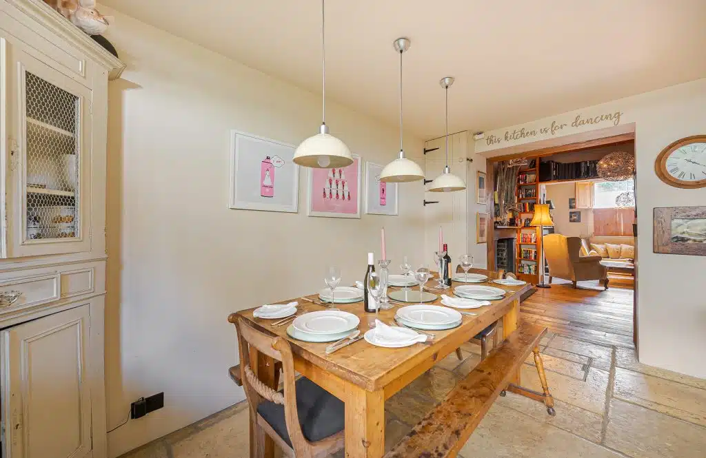 TENNYSON south west london modern location house Location Creation: Tennyson: Dining