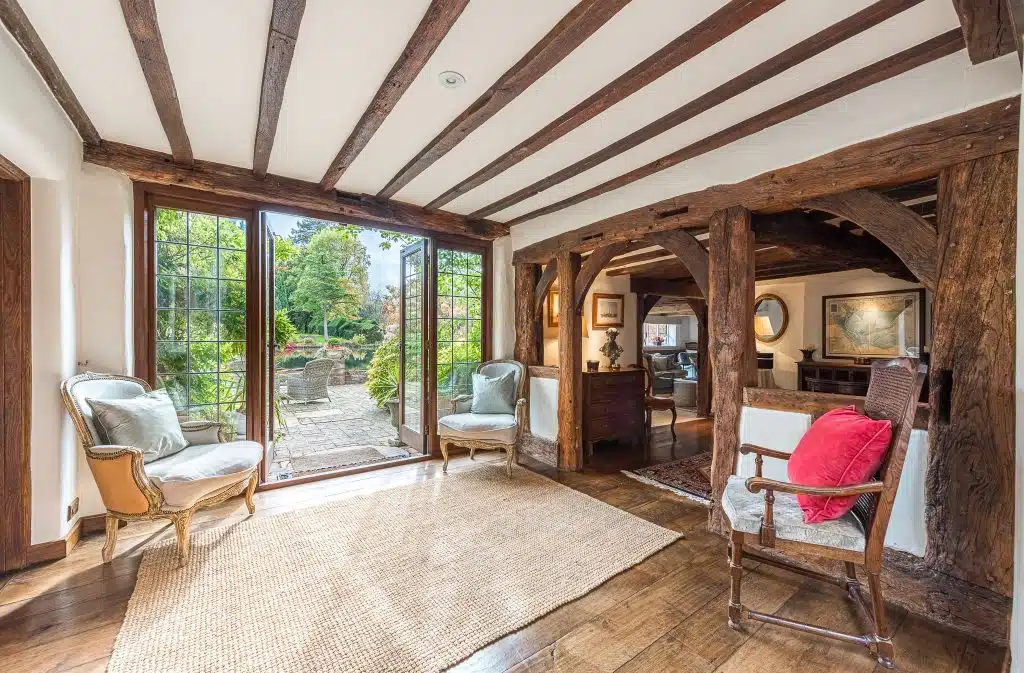 THE LAKE HOUSE 15th century guildford country location house Location Creation:Lake House:reception