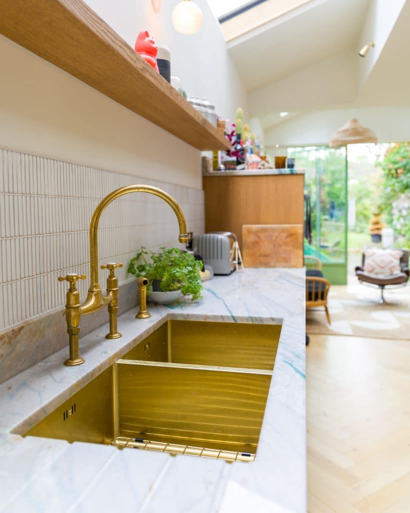 TYLNEY HOUSE 5 bedroom victorian east london location house Tylney Rd 98