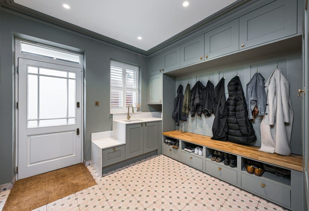 LANGHAM HOUSE twickenham richmond modern neutral location house Langham Location House TW11:boot room