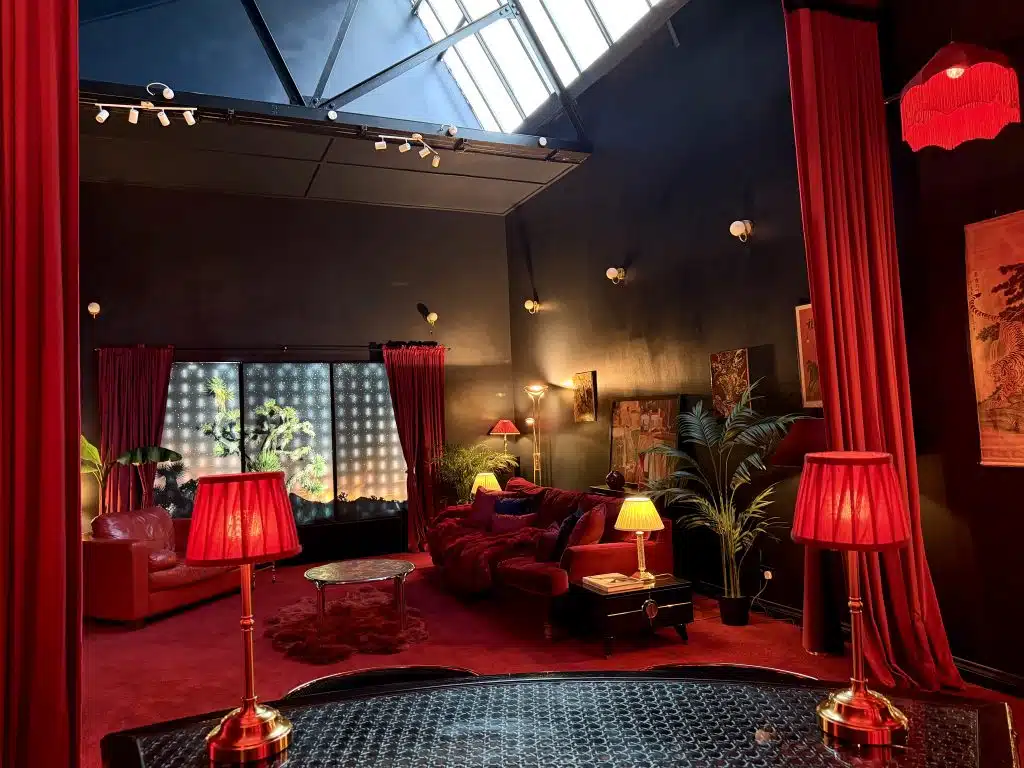 PARADISO east london red shoot location unique IMG 6895