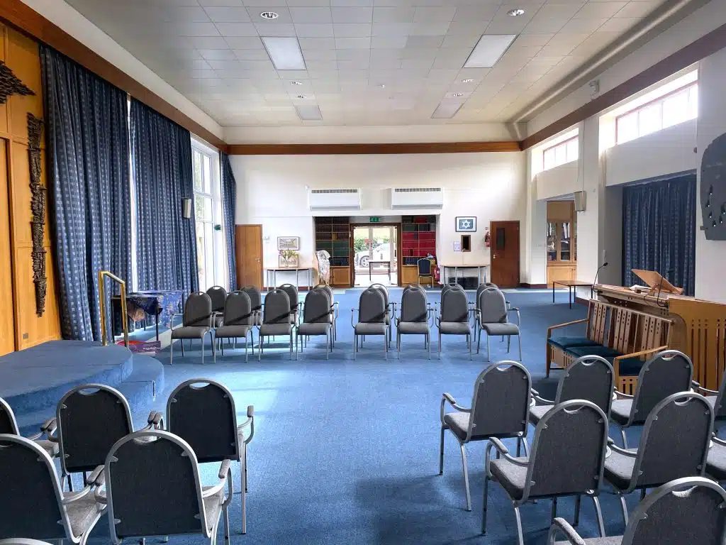 SURREY SYNAGOGUE Weybridge shoot location school office Synagogue main hall