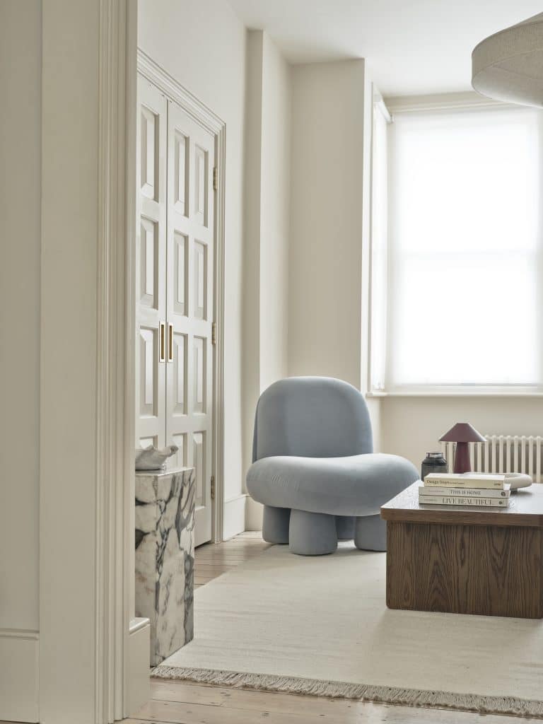 THE EAST LDN SPACE bright studio shoot location east london Beth8879 V3