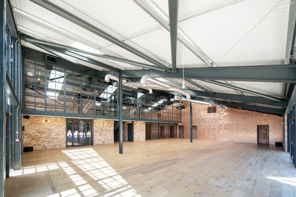 BOX 145 oxford modern warehouse studio shoot location Boxengasse 36 box4