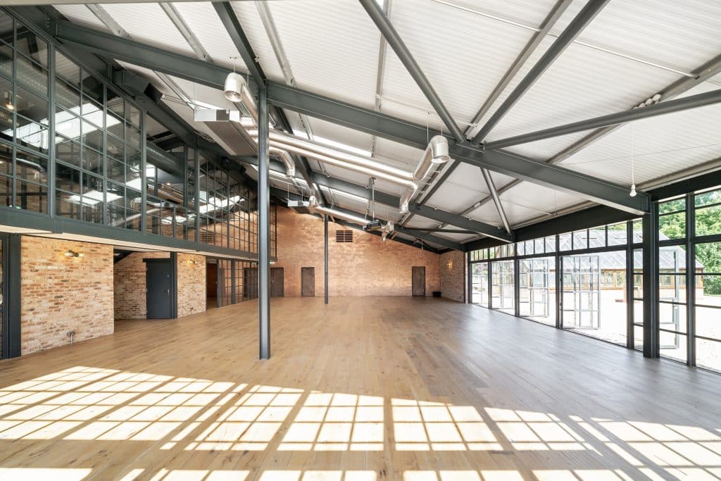 BOX 145 oxford modern warehouse studio shoot location Boxengasse 46 box4
