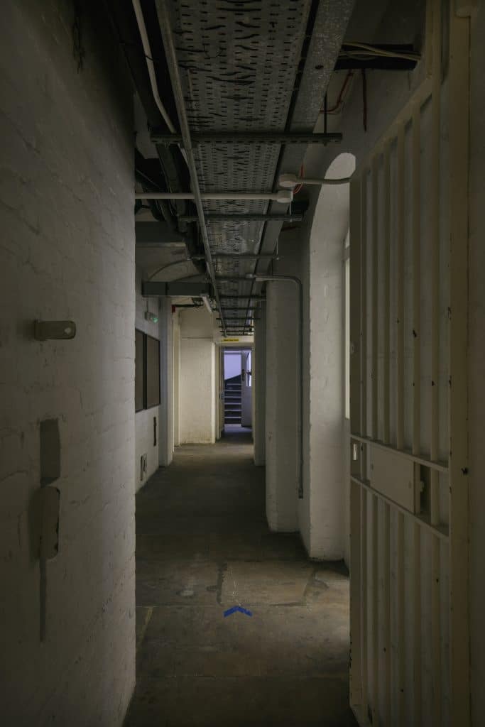 Central London Bank : Police Station Shoot Location 038