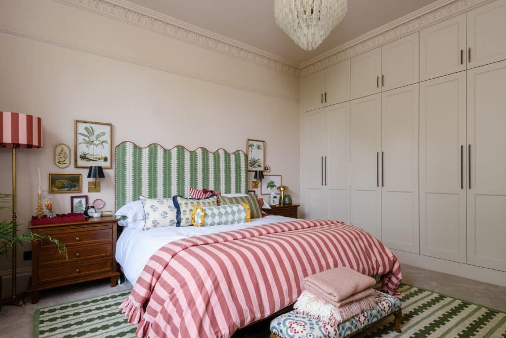 FAIRFAX FAMILY Family home shoot location twickenham Guest Bedroom North Facing (1)