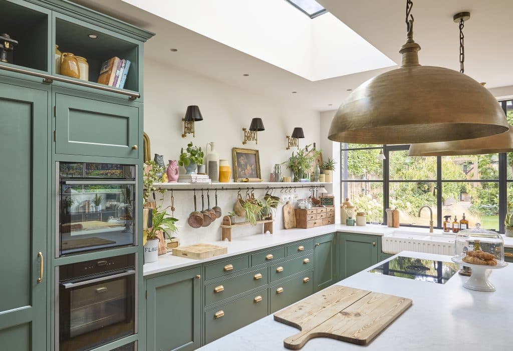 FAIRFAX FAMILY Family home shoot location twickenham Kitchen (1)