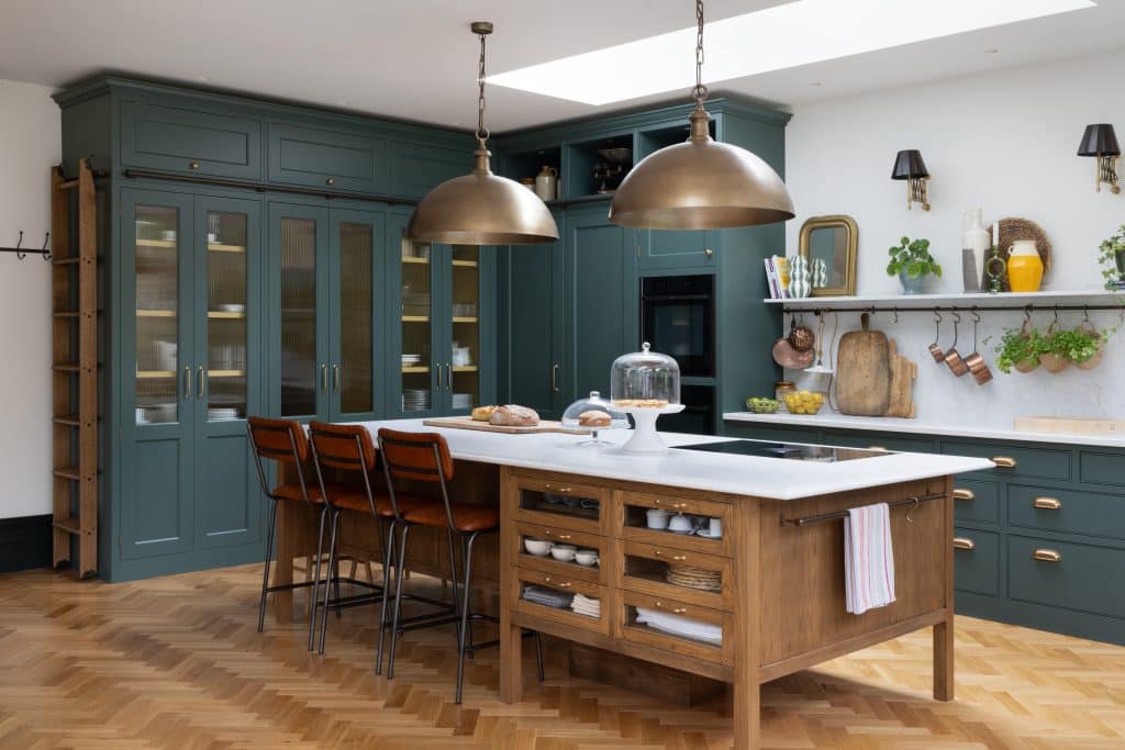 FAIRFAX FAMILY Family home shoot location twickenham Kitchen (4)