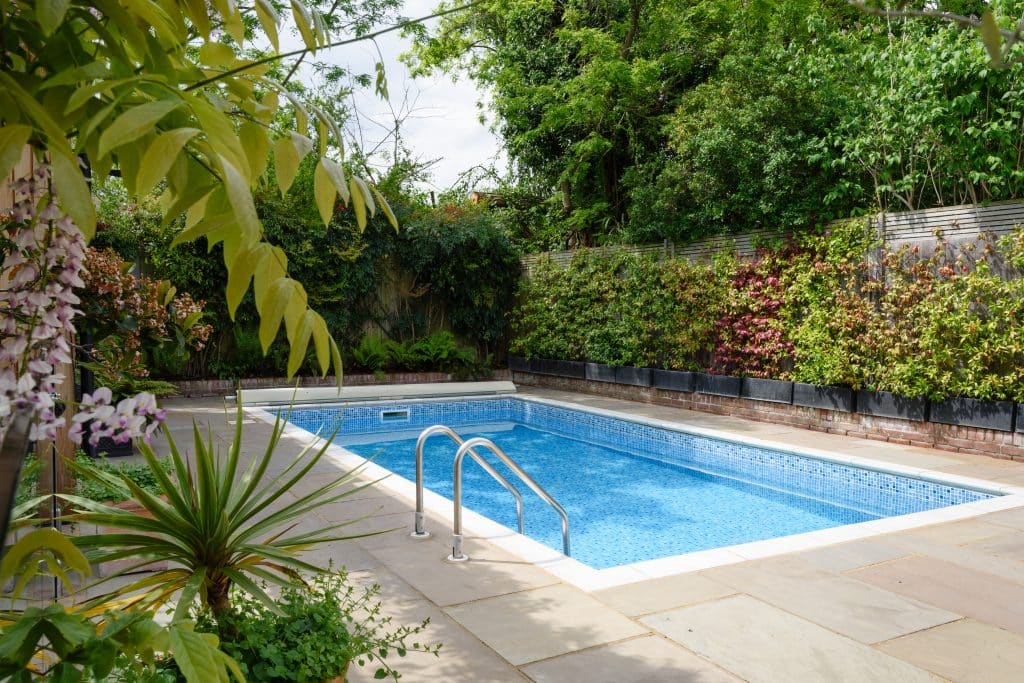 FAIRFAX FAMILY Family home shoot location twickenham Swimming Pool