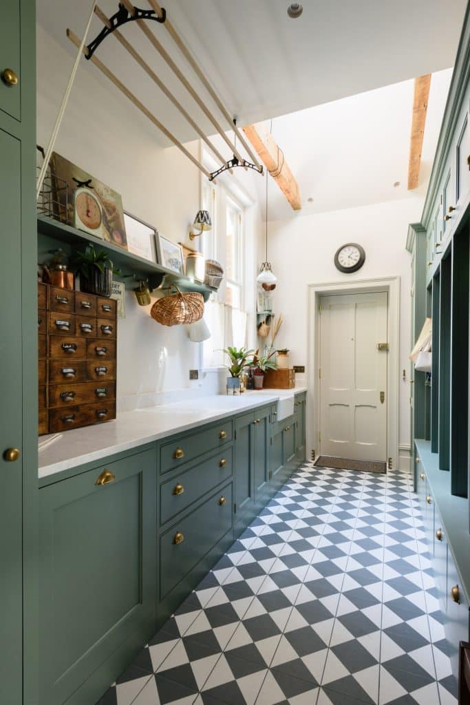 FAIRFAX FAMILY Family home shoot location twickenham Utility room