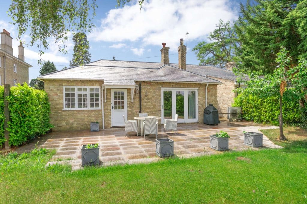 HEMINGFORD PARK cambridge country hotel estate shoot location 8505162 exterior017 800 (Large)