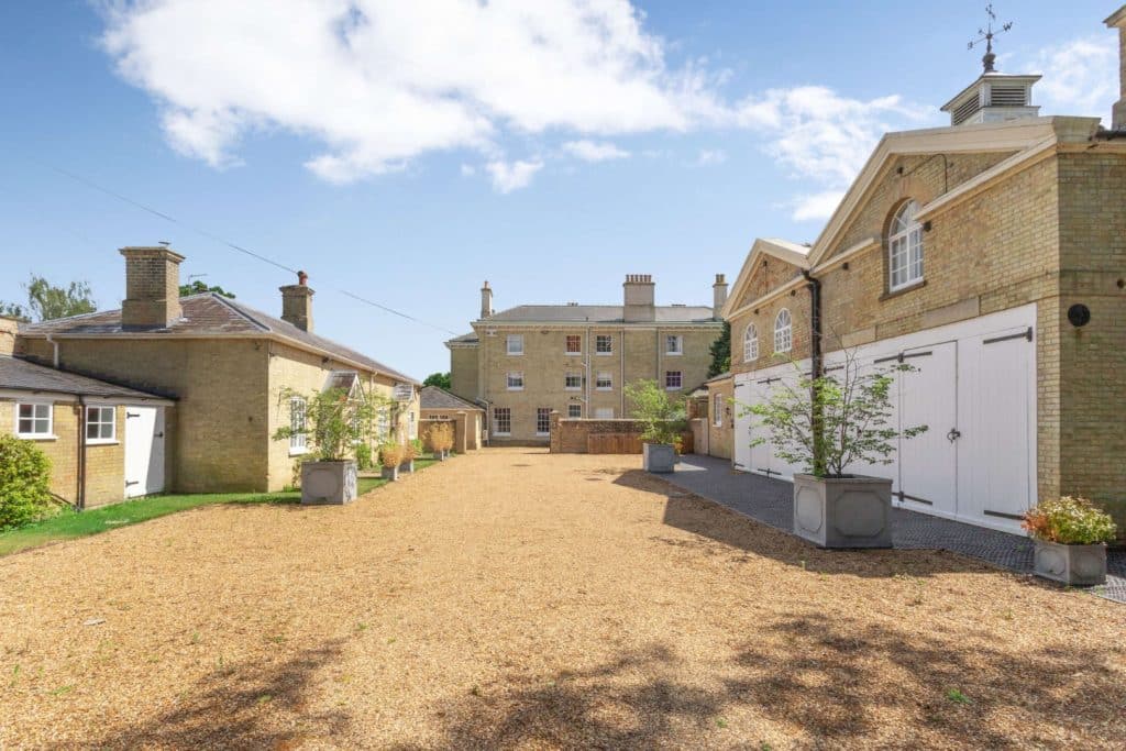 HEMINGFORD PARK cambridge country hotel estate shoot location 8505162 exterior022 800 (Large)