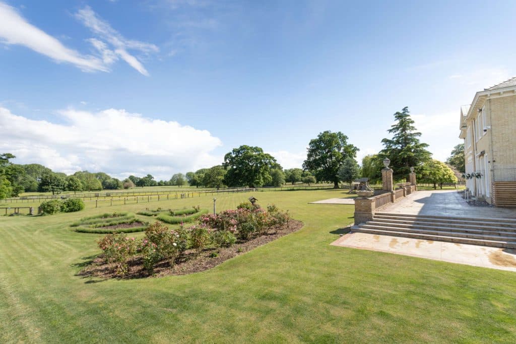 HEMINGFORD PARK cambridge country hotel estate shoot location 8505162 exterior092 800