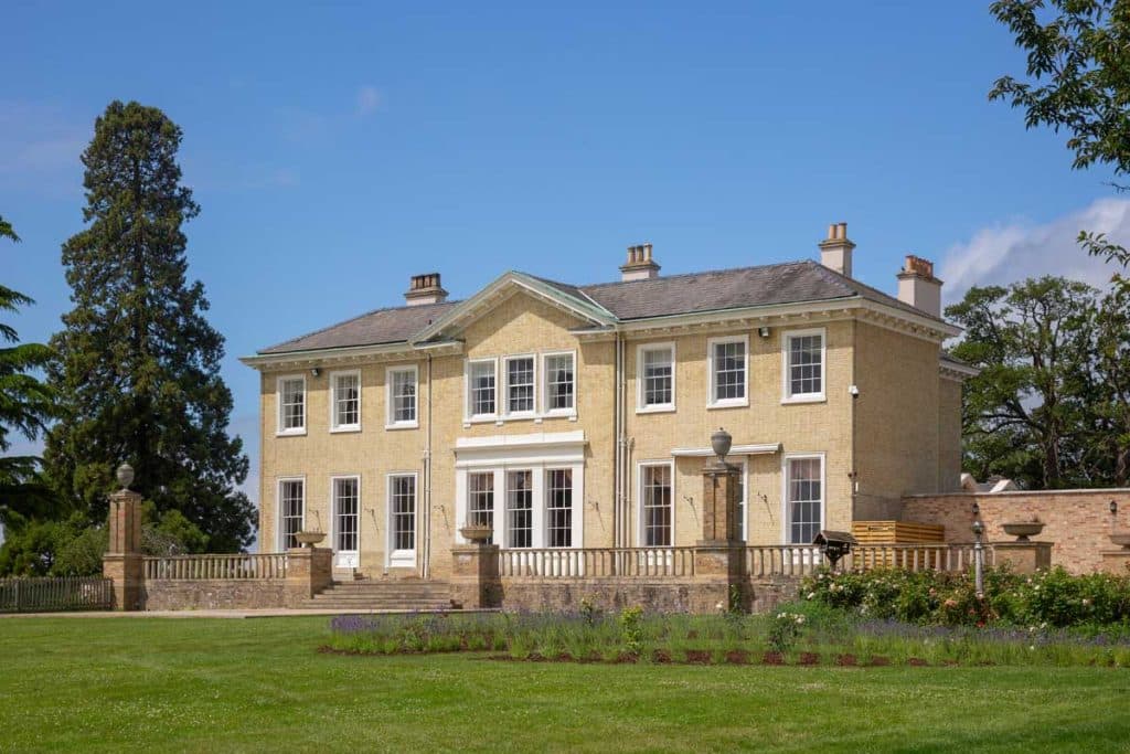 HEMINGFORD PARK cambridge country hotel estate shoot location Hemingford Park House 0101