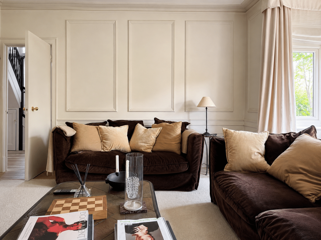 PEARL Large London Family Shoot Location House6CB24A92 BFB9 4CC3 B8D1 F8A9C018EA03
