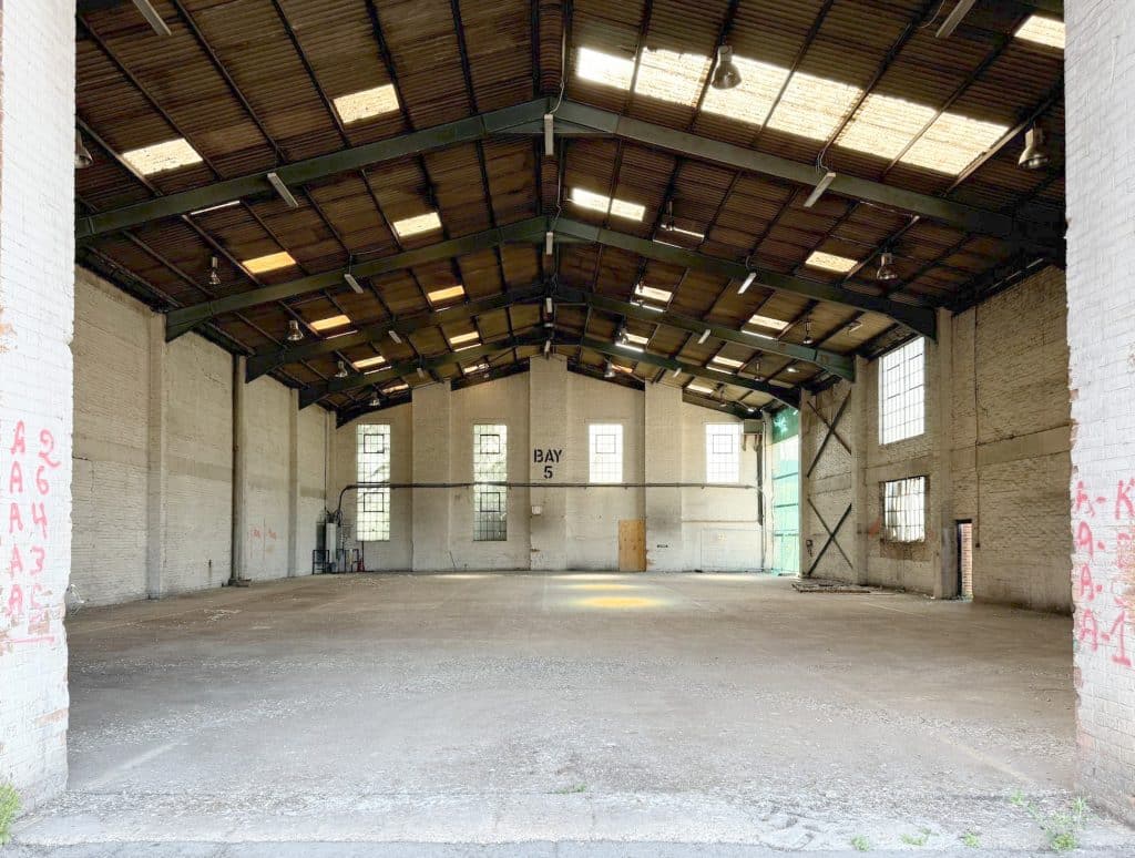 PROJEKT ASD east london industrial unit base shoot location ccdc77c3 818a 401e 8637 a3890c904c33