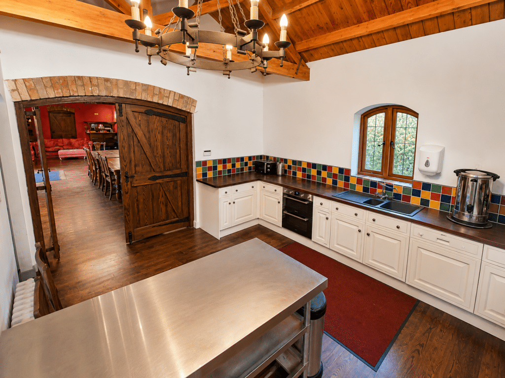 CAINHOE 16th century Grade II listed country house bedfordshire shoot locationCainhoe courtyard kitchen 2