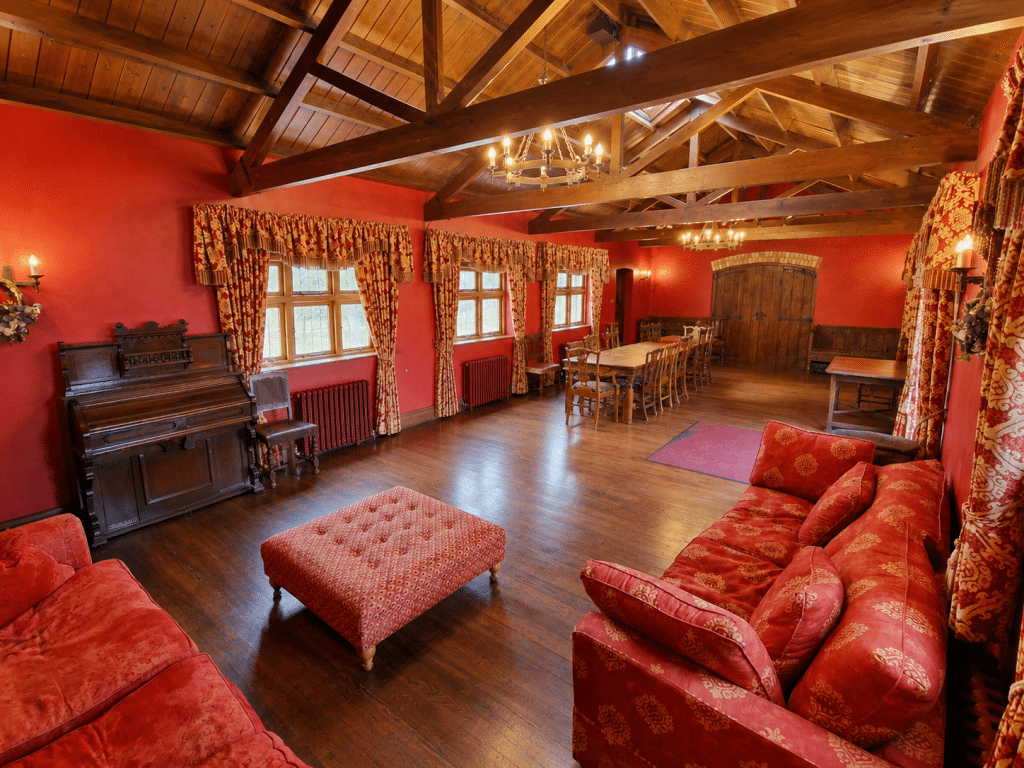 CAINHOE 16th century Grade II listed country house bedfordshire shoot locationCainhoe courtyard redroom 4
