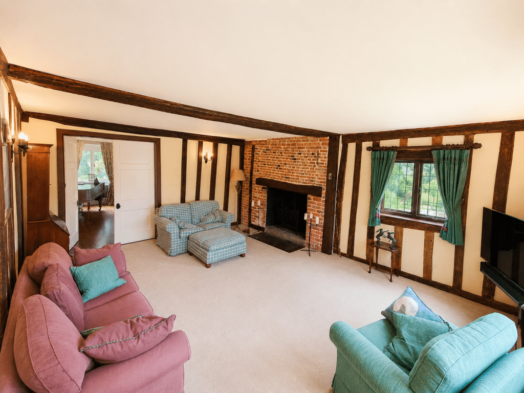 CAINHOE 16th century Grade II listed country house bedfordshire shoot locationCainhoe snug 2