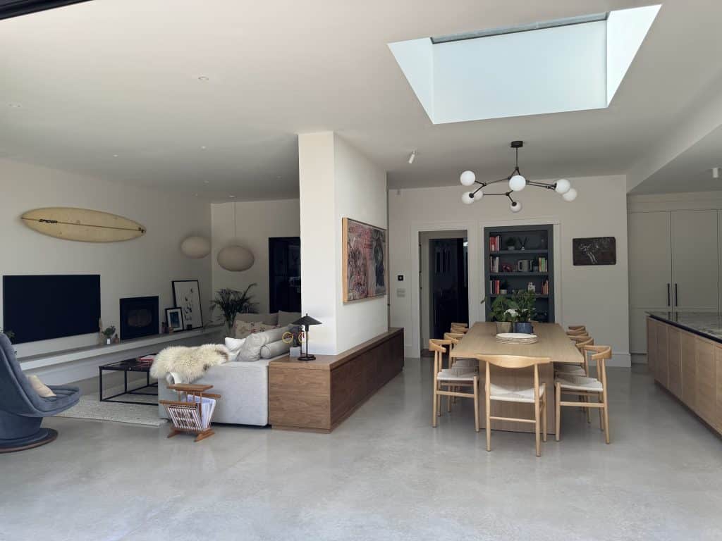QUEENSMEAD surrey modern large family home location house IMG 1040