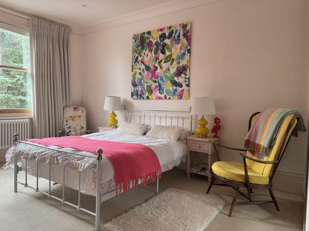 QUEENSMEAD surrey modern large family home location house IMG 1182