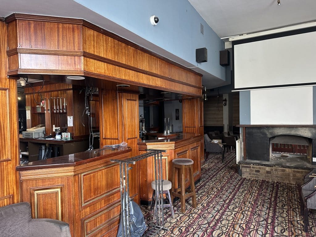 South London Vacant Pub Location 9431