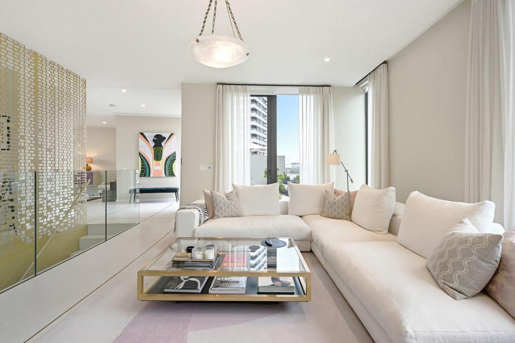 TELEVISION CENTRE PENTHOUSE west london modern flat apartment shoot location Apartment 713 3 Television Centre (2)
