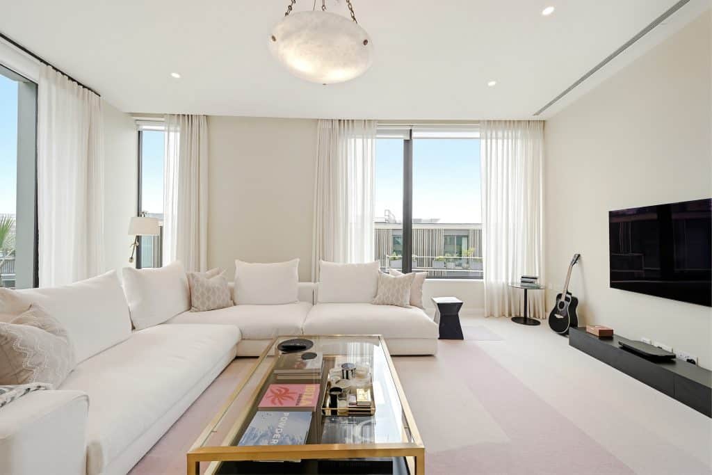 TELEVISION CENTRE PENTHOUSE west london modern flat apartment shoot location Apartment 713 3 Television Centre (9)