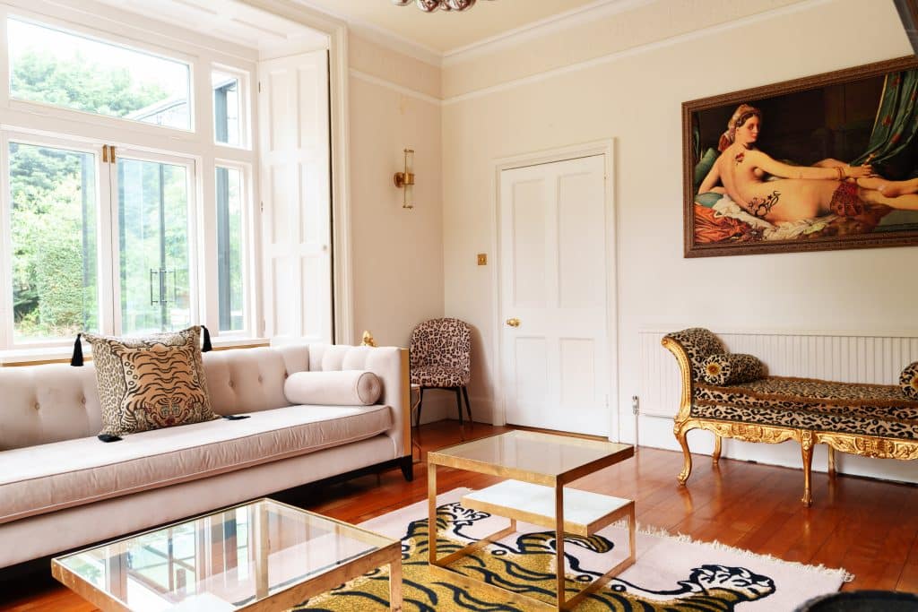 THE VICARAGE hertfordshire modern victorian shoot location house The Old vicarage 24