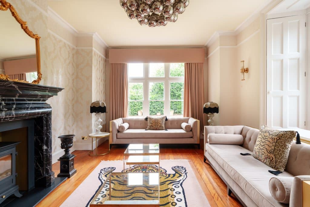 THE VICARAGE hertfordshire modern victorian shoot location house The Old vicarage 26