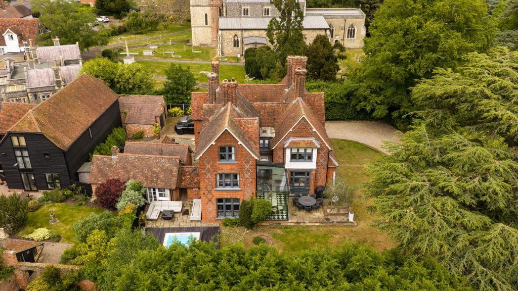 THE VICARAGE hertfordshire modern victorian shoot location house The Old vicarage 63