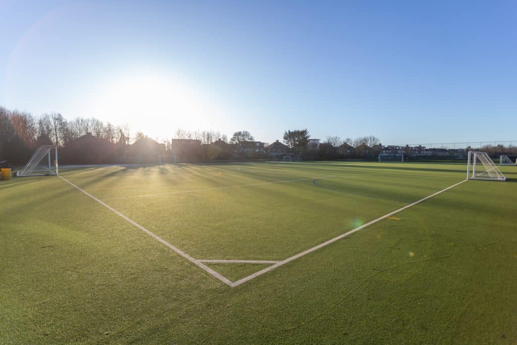 BARNHILL SCHOOL uxbridge middlesex shoot location Astro Pitch 2