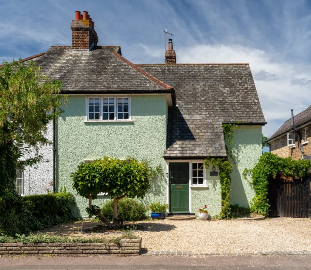 BENGEO hertfordshire victorian cottage shoot location DGSAATT101 Large
