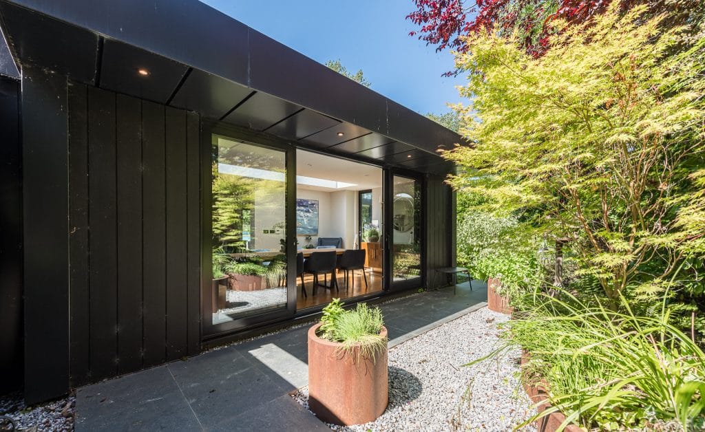 BLACK BARN large essex country location house Black Barn CM3:garden2