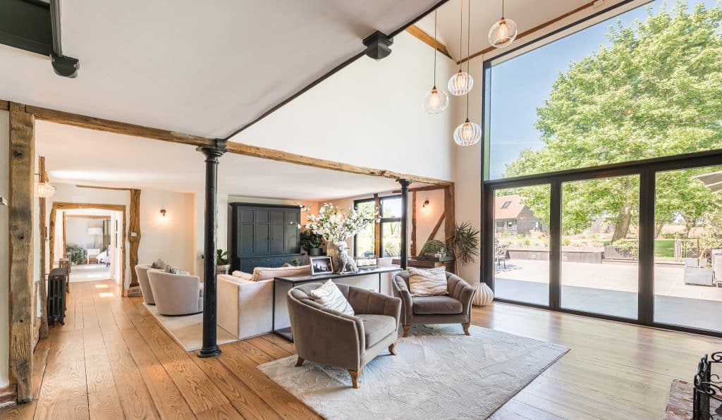 BLACK BARN large essex country location house Black Barn CM3:open sitting room