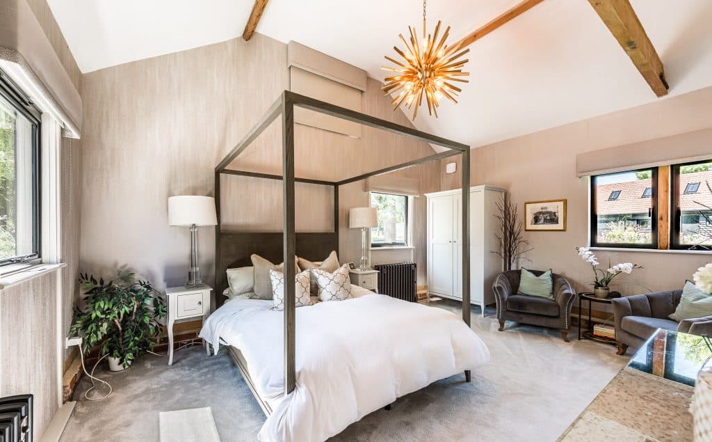BLACK BARN large essex country location house Location Creation:Black Barn CM3:master bedroom