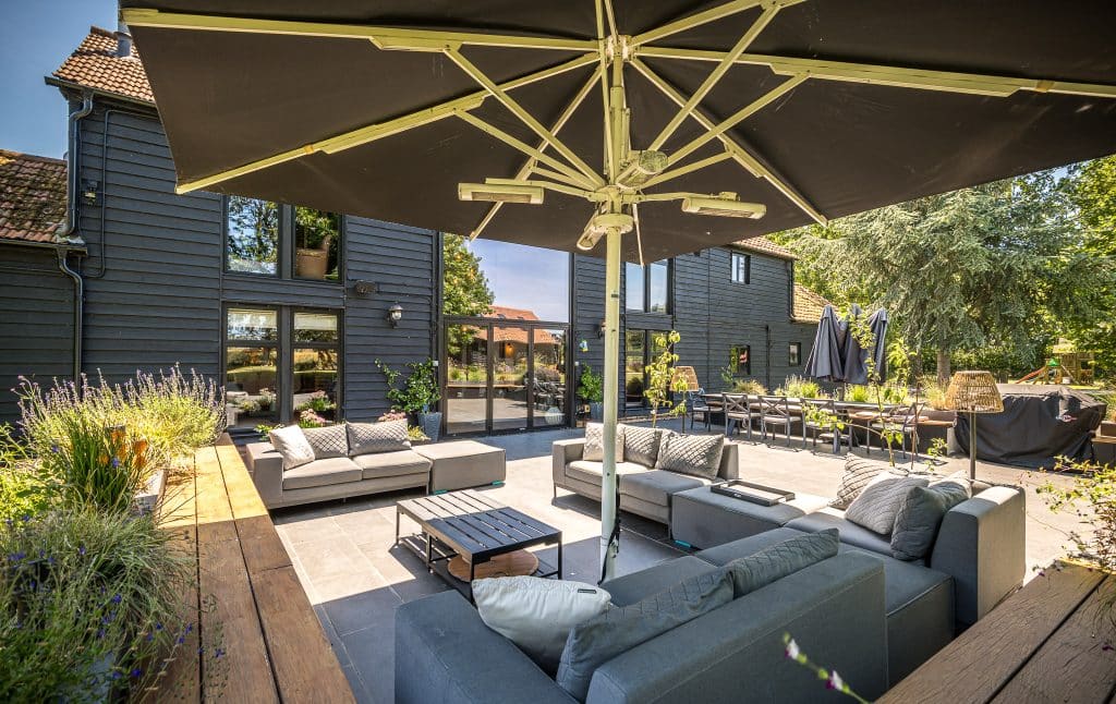 BLACK BARN large essex country location house Location Creation:Black Barn CM3:outdoor dining