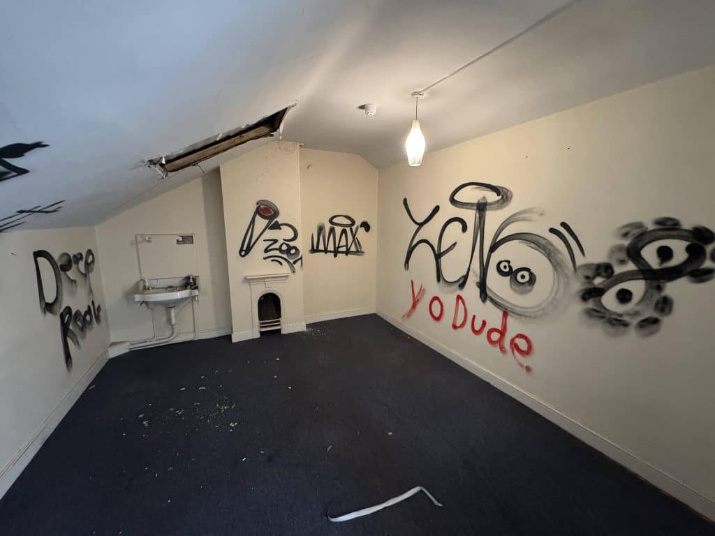 BROADGATE victorian mansion nottingham abandoned shoot location 2025 07 08 11.43.01