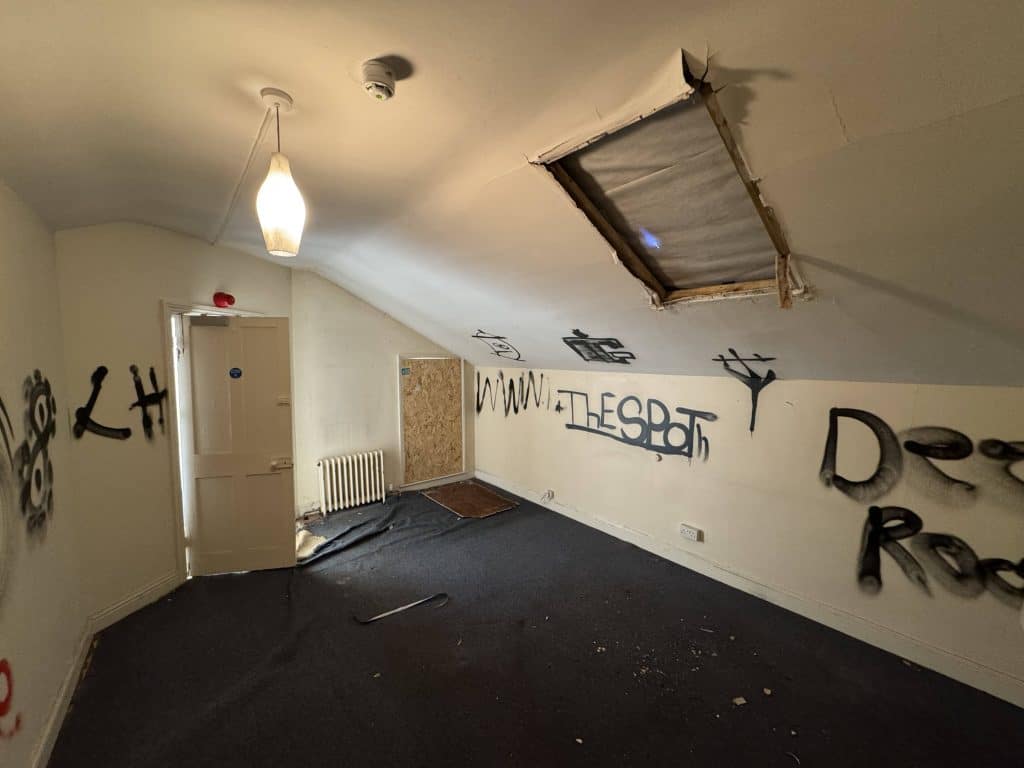 BROADGATE victorian mansion nottingham abandoned shoot location 2025 07 08 11.43.09
