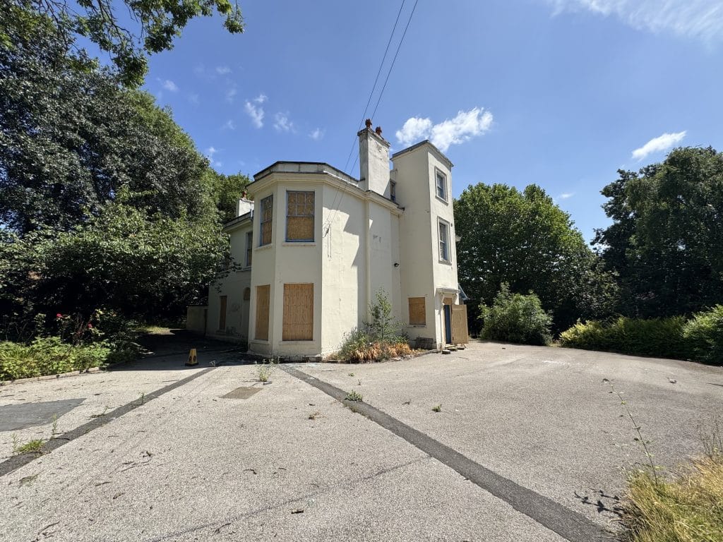 BROADGATE victorian mansion nottingham abandoned shoot location 2025 07 08 12.11.58