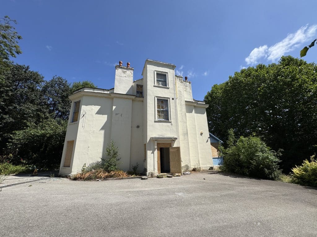 BROADGATE victorian mansion nottingham abandoned shoot location 2025 07 08 12.12.09