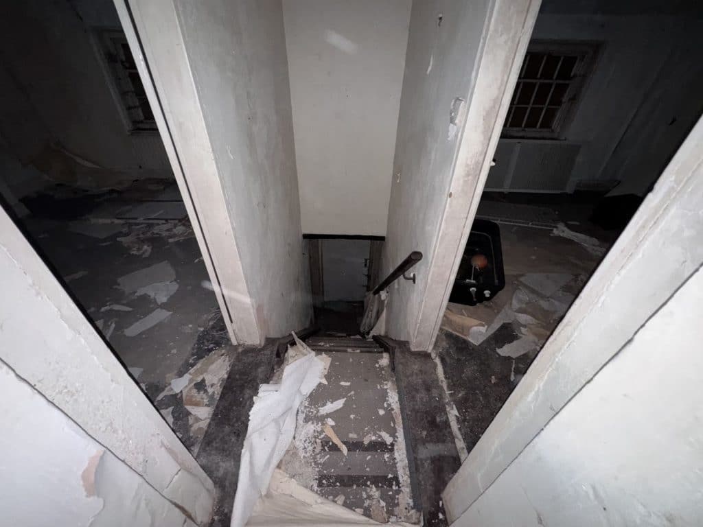 BROADGATE victorian mansion nottingham abandoned shoot location WhatsApp Image 2025 12 03 at 12.06.35 (1)