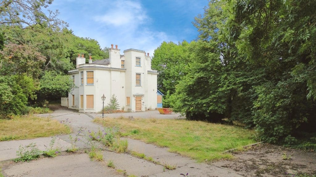 BROADGATE victorian mansion nottingham abandoned shoot location eb13877f DJI 0423