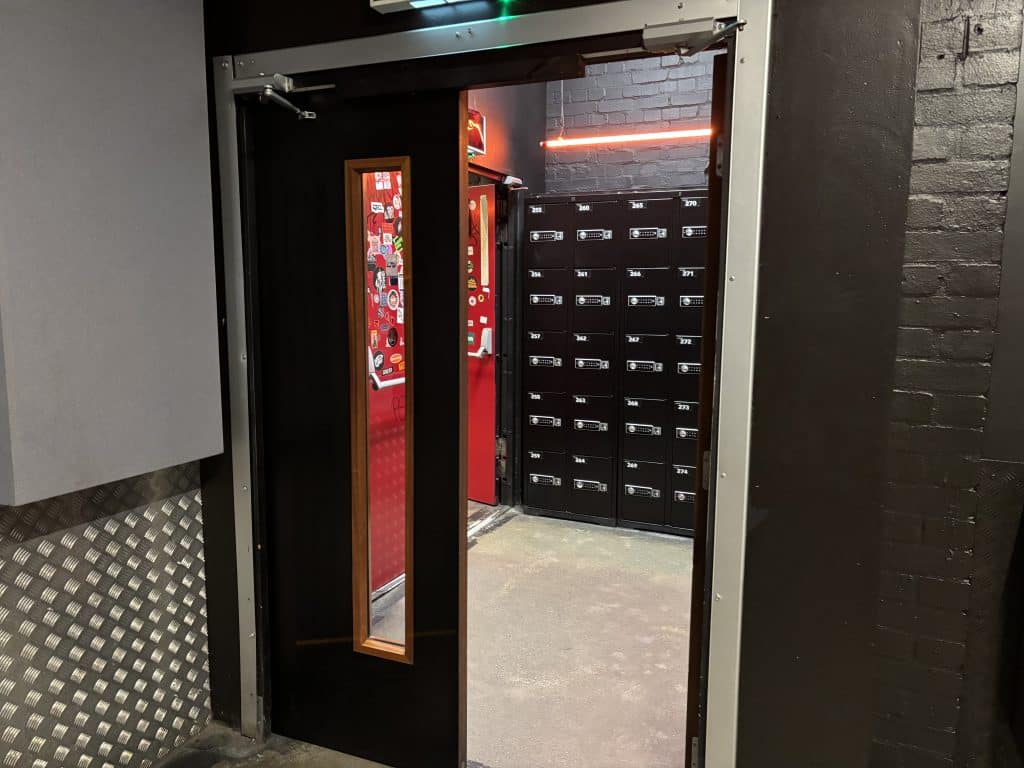 FOLD east london nightclub venue event space shoot location ENTRANCE LOCKERS3