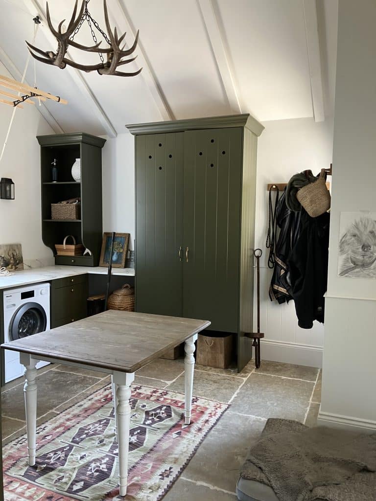 FORESTERS COTTAGE east sussex countryside shoot location house IMG 0287