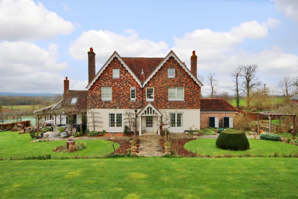 GREAT HAYSDEN kent farmhouse countryside shoot location house 62755 006