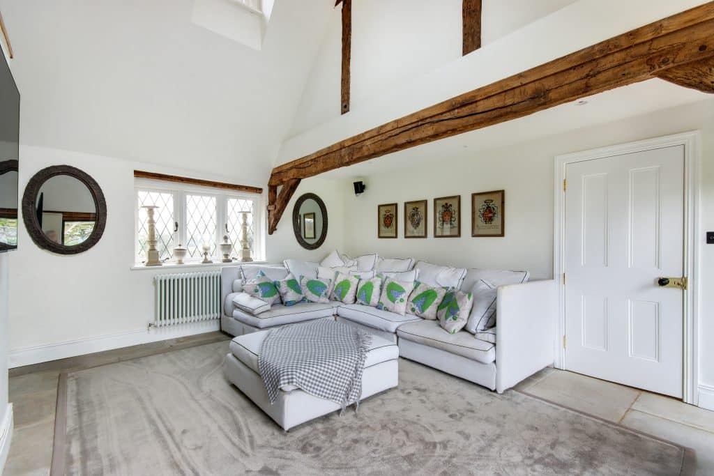 GREAT HAYSDEN kent farmhouse countryside shoot location house 62755 031